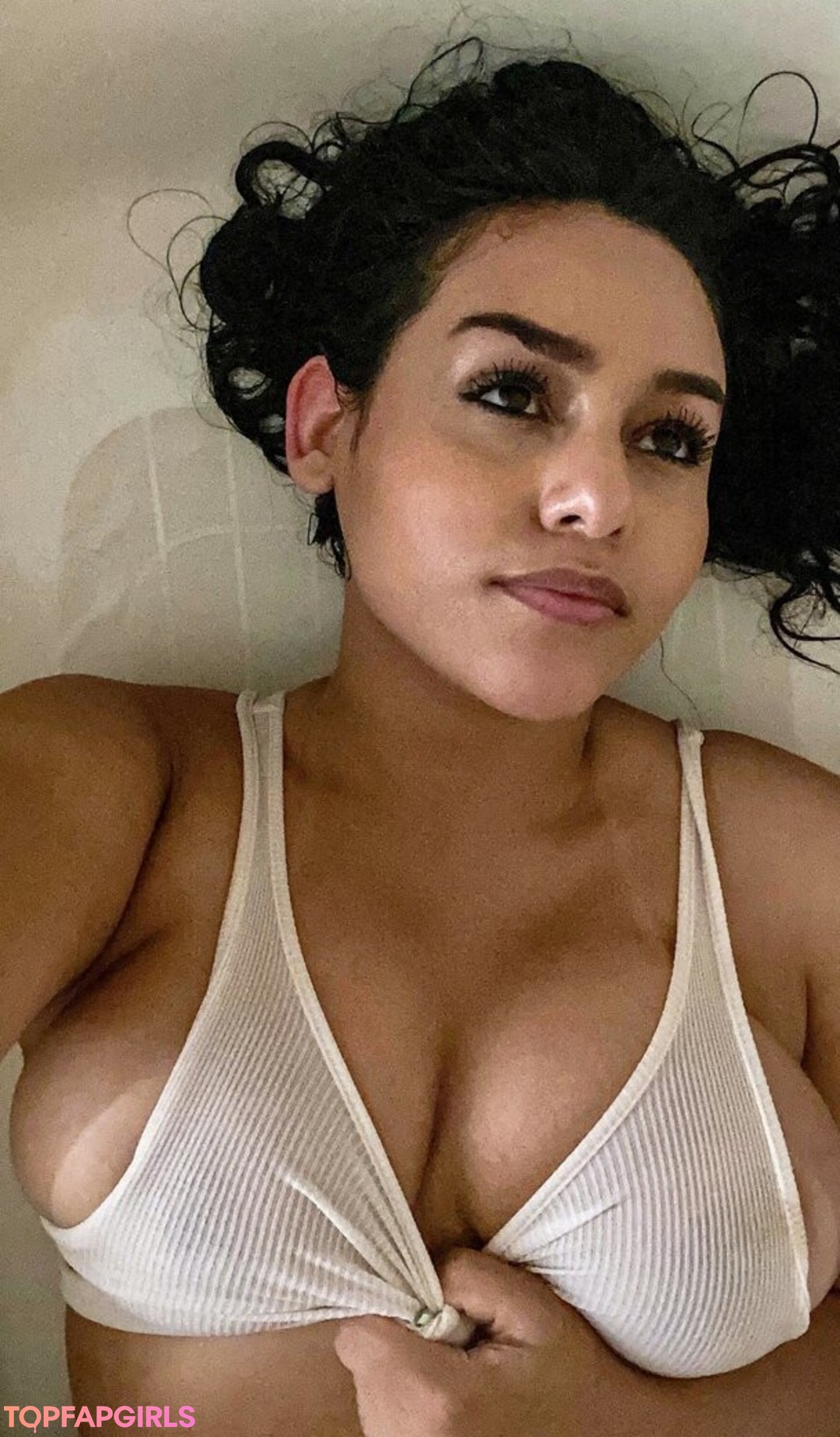 Gabby B porn model picture