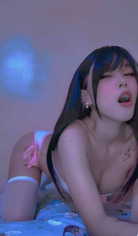 Kaichumchum erotic actress pictures