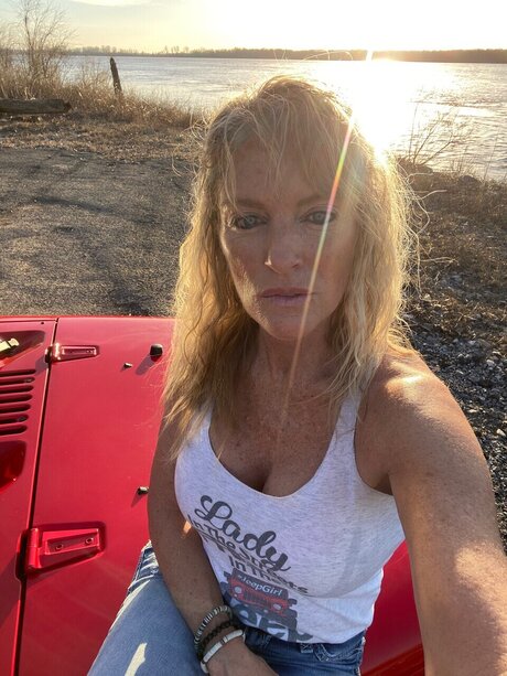 Free spirit star nude photos