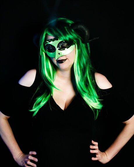 Miss Kitty and her Fox pornographic model pictures