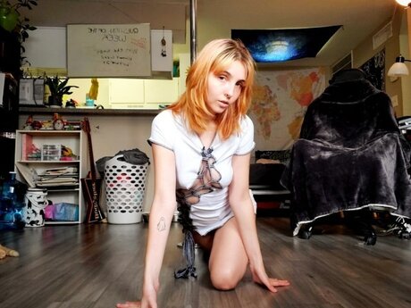 Sage Sparks VIP nude actress photo