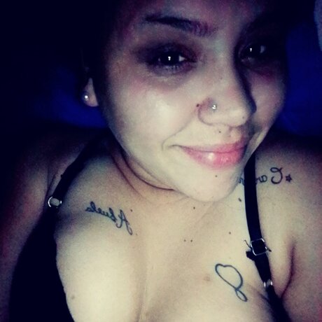 Buji25 high quality pornstar pics