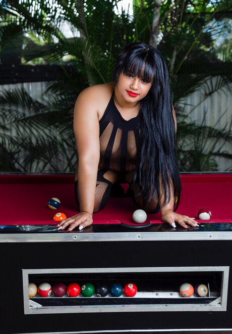 LA CHIKII_ model sex pic