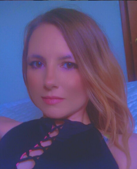 _Twisted Chaos_ beautiful pornstar img