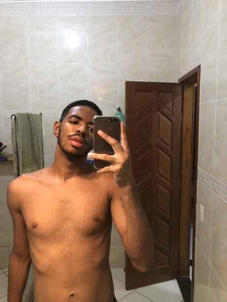 Icaro Big Dick 24cm art pornstar images