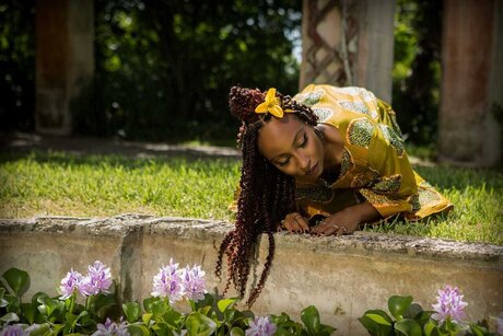 The Divine pretty star galleries