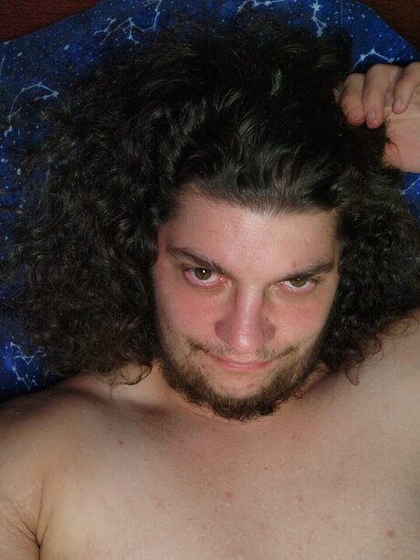 Iggy B high quality actress pics