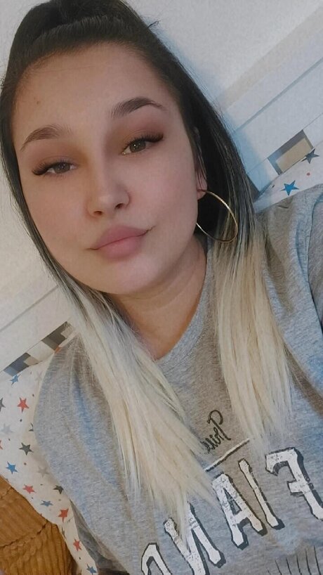 Roxana Maria nice pornstar images