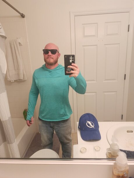 JakeSRQ adult model photo