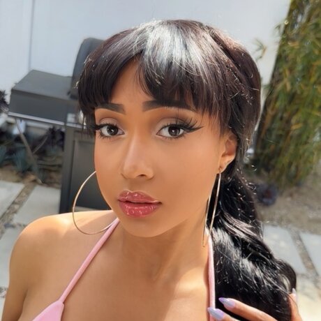 Binet Senn perfect model photo