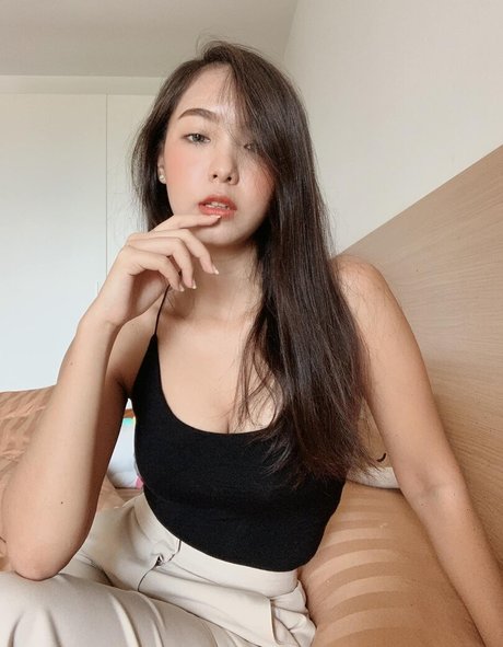 Nachpatcharawee pornstar free photos