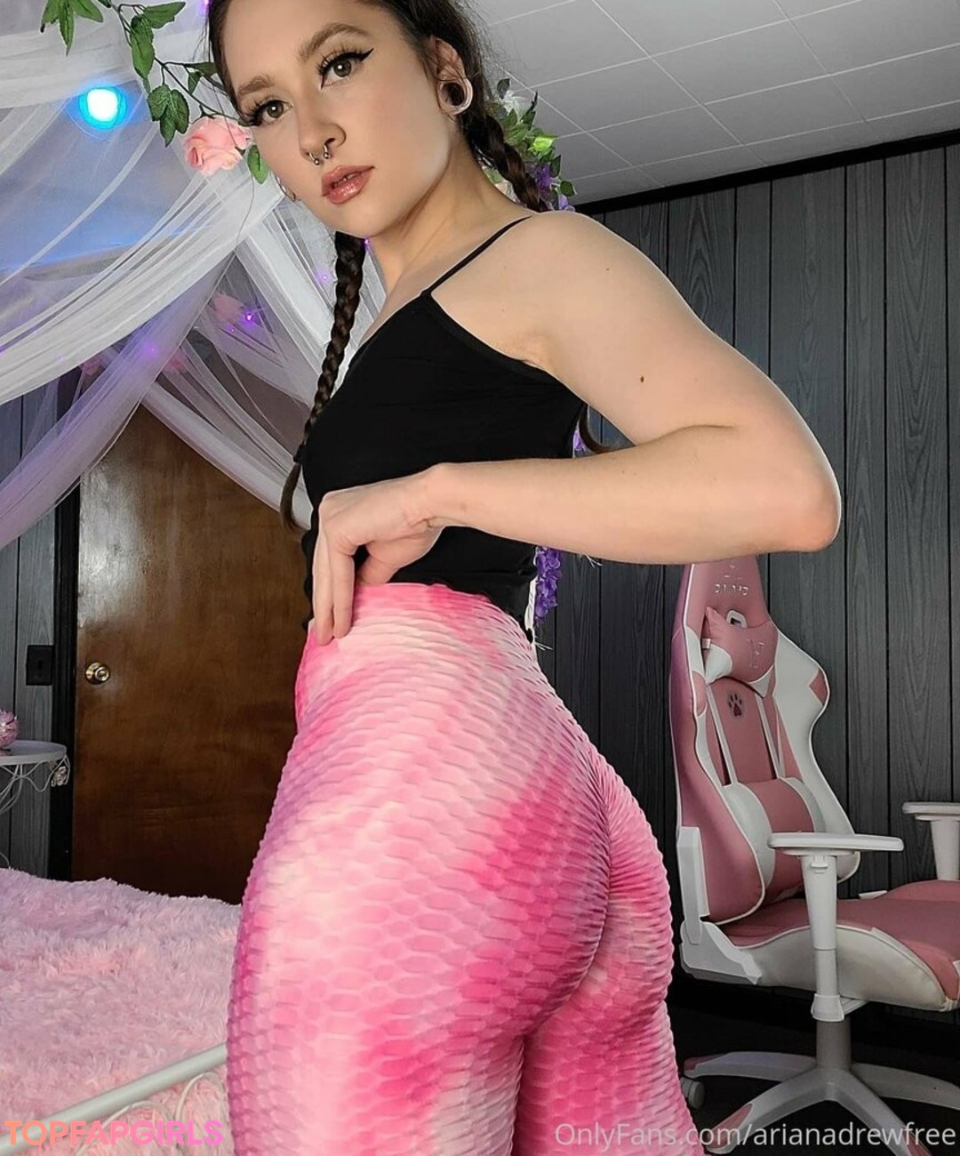 itsarianadrew porn star image