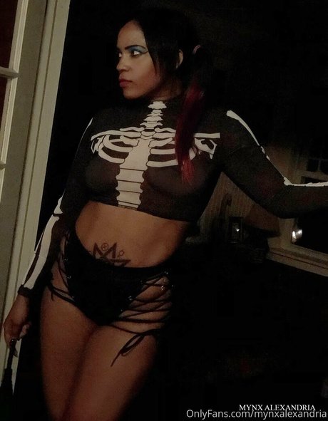 mynxalexandria model pretty archive