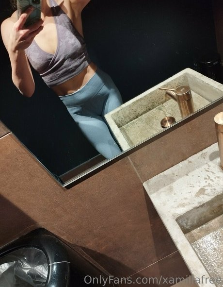 xamillafree profile image