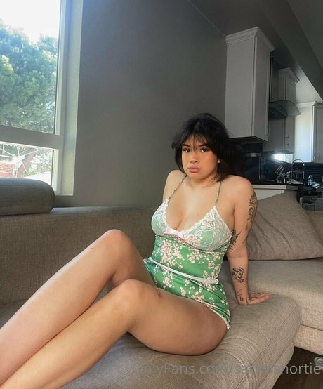 sativashortie star perfect img