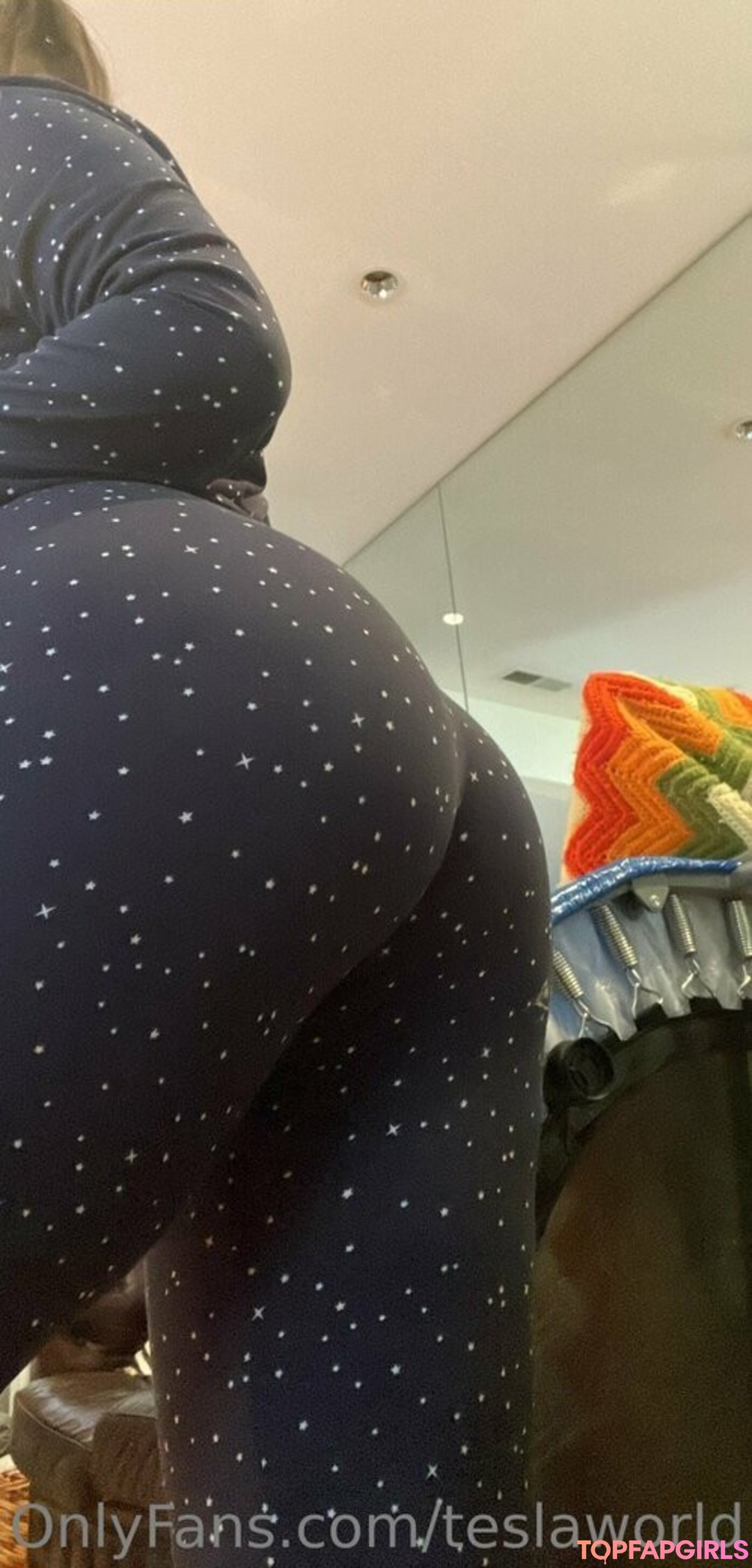 anime babe onlyfans top pic