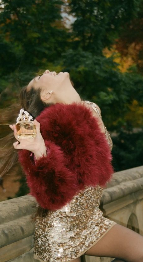 Lily Chee model top photos