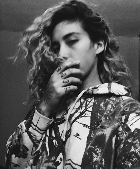 Indigo De Souza exclusive model gallery