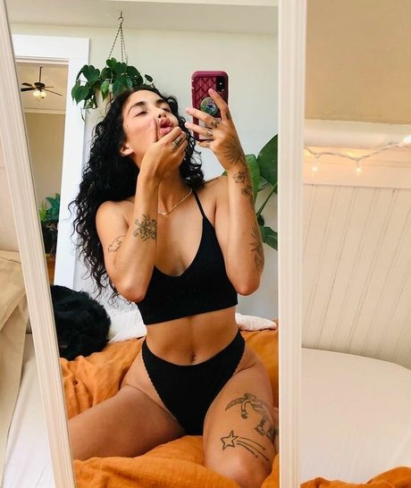 Indigo De Souza perfect model photos