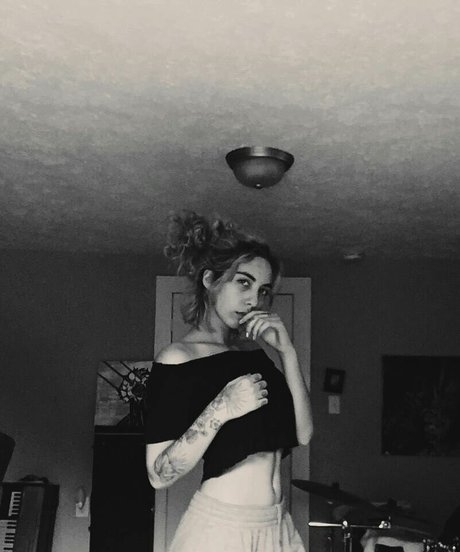 Indigo De Souza xxx star archive