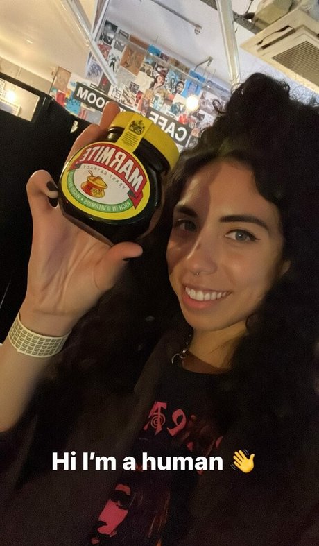 Indigo De Souza model erotic pics