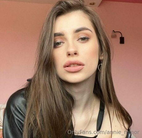 knees onlyfans sex picture