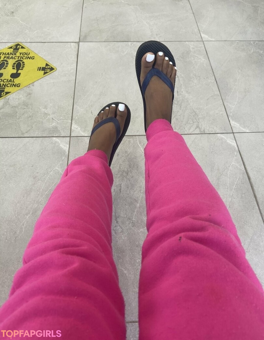 chocolatefeet8 model hot pic