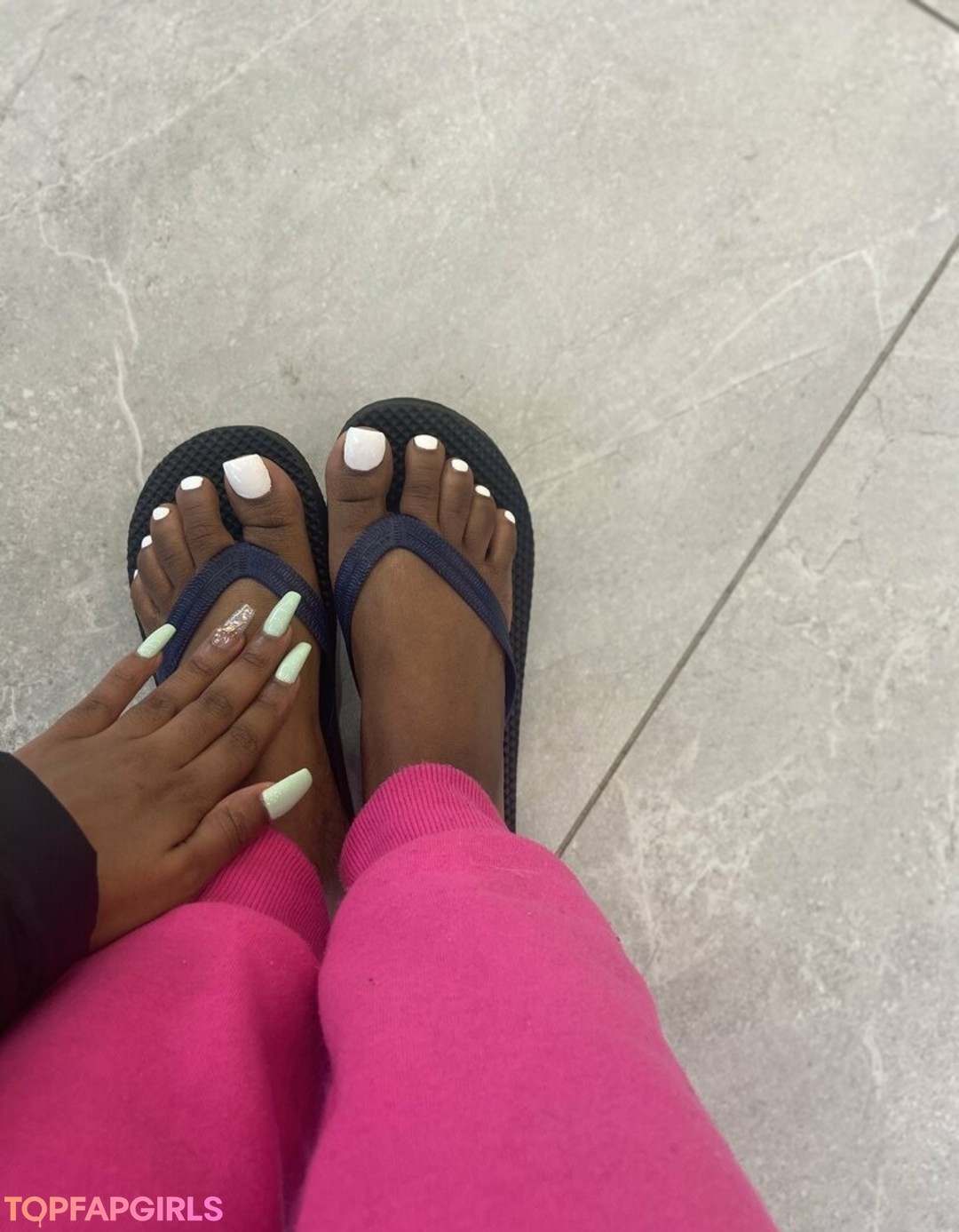 chocolatefeet8 high quality model pic
