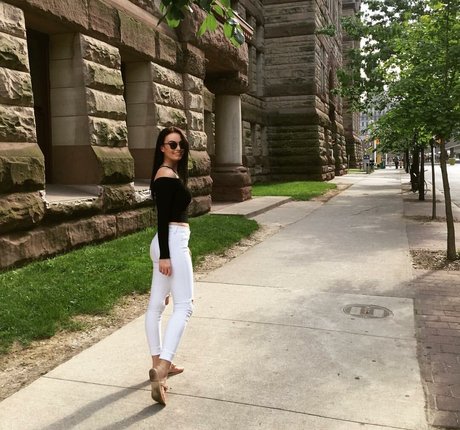 skinny big tits onlyfans pornographic gallery