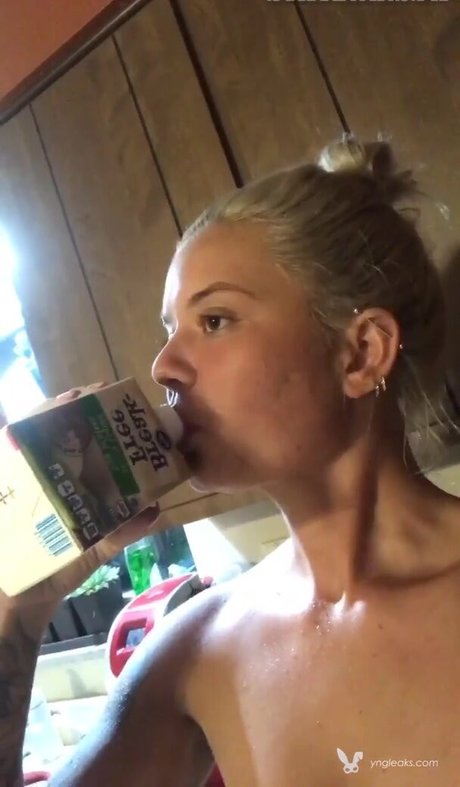 Haley Schomaker free star pictures