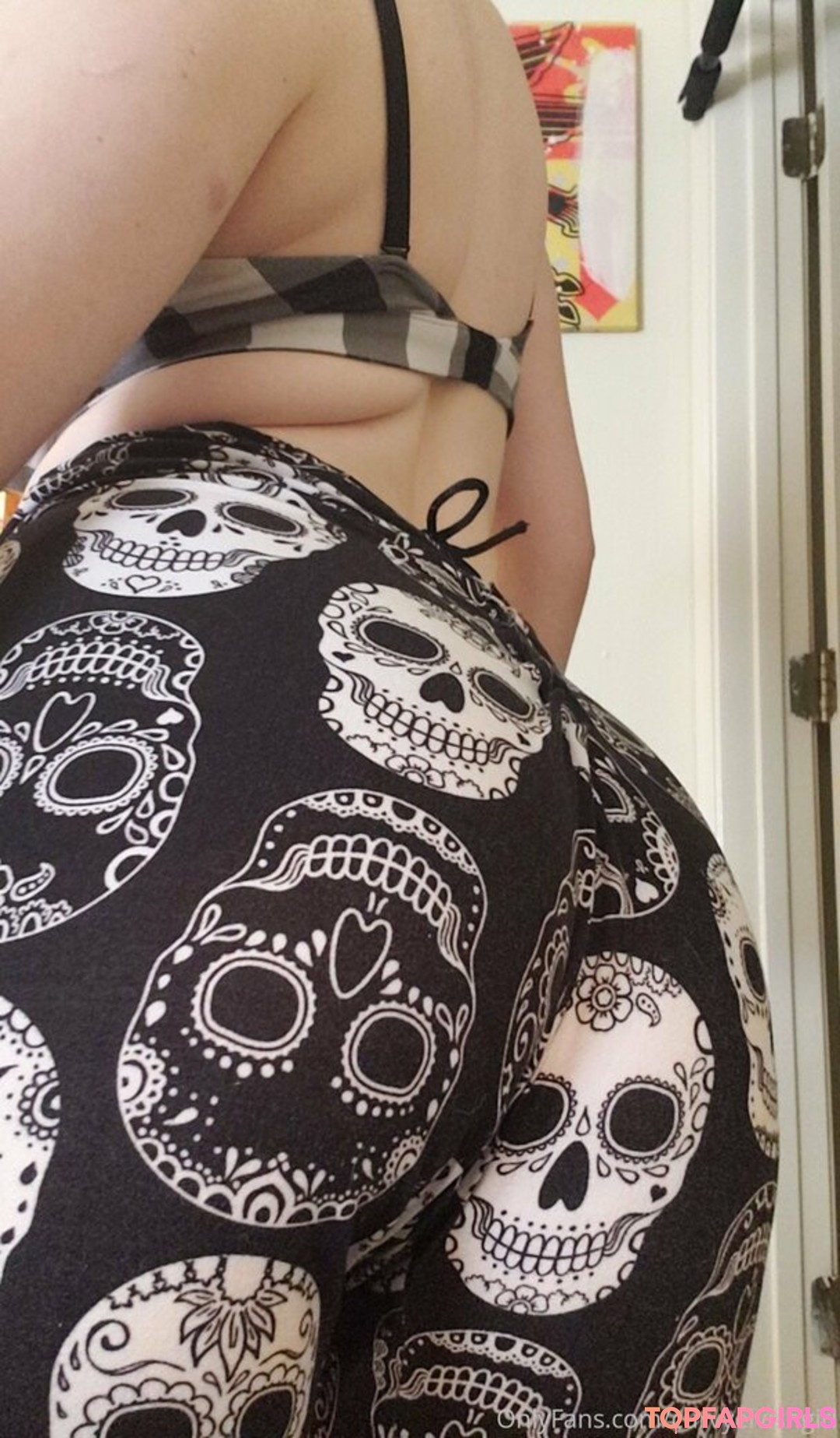 curvyelvishgirl adult model img