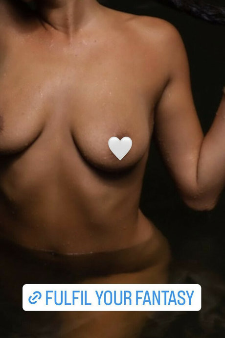 voodoopussaay sexy star pic