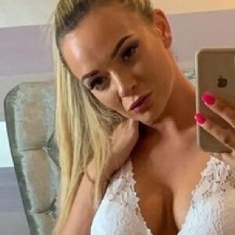 Destiny Eastwest pornstar pretty images