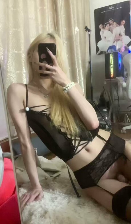 brunette petite onlyfans hot naked photo