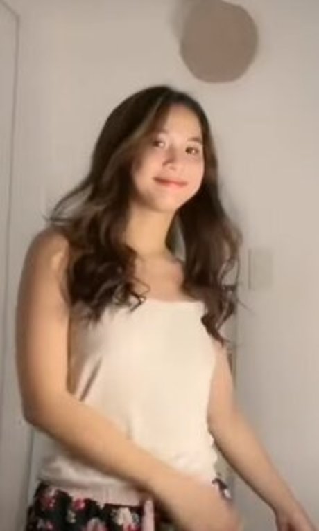 Carizassy Vlogs nice actress picture