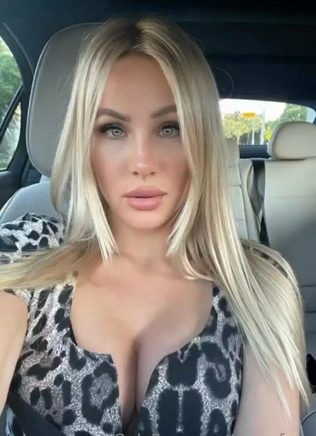 roxyyfoxx xxx star pic