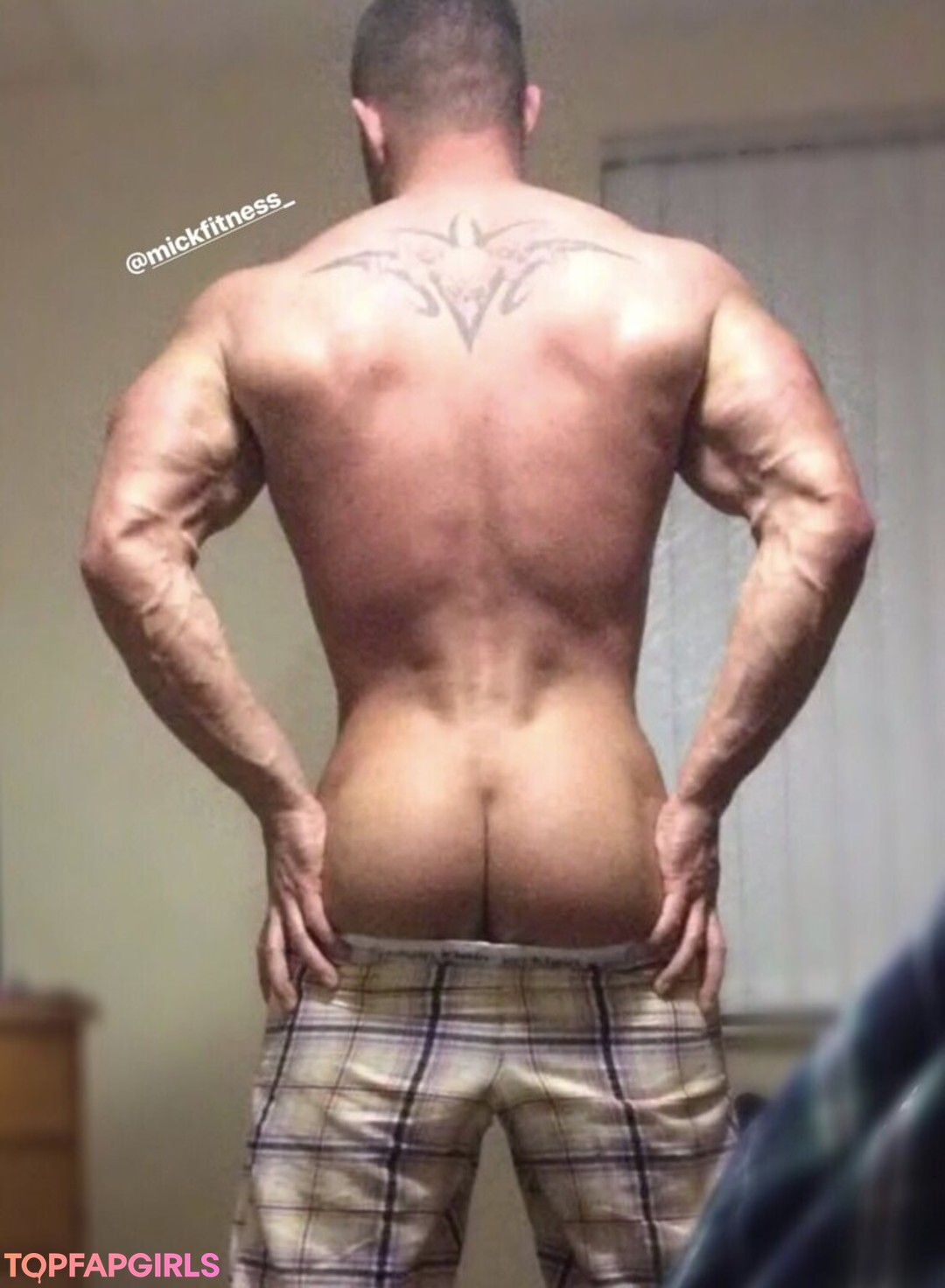 mickfitness pretty actress image