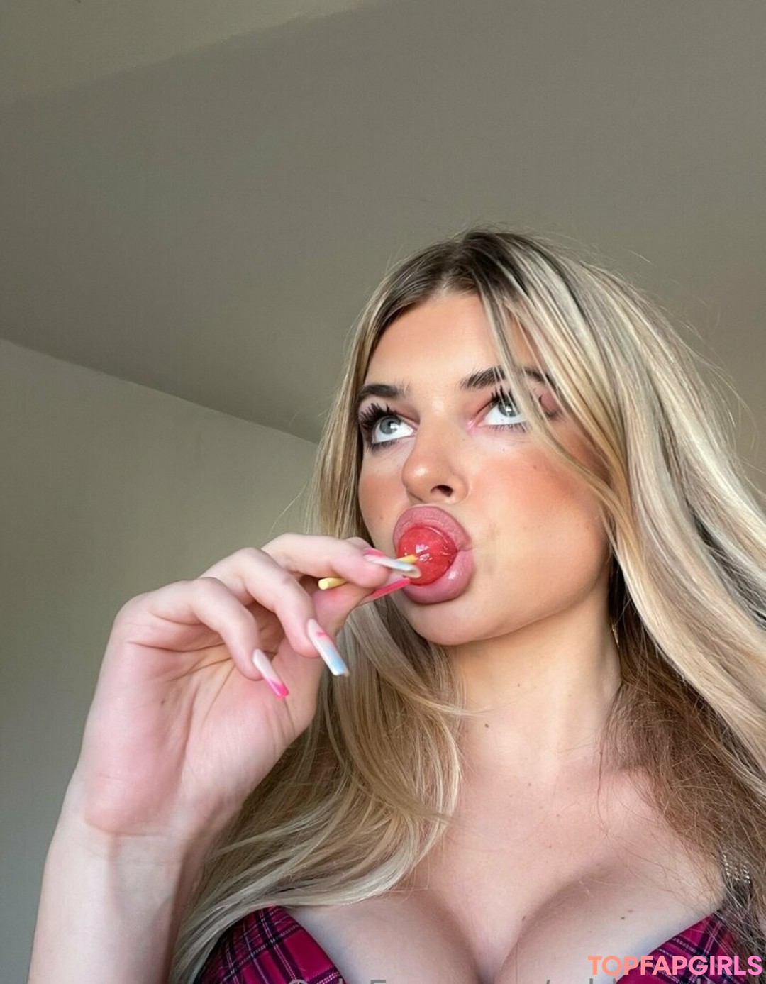 mini dress onlyfans pornographic image