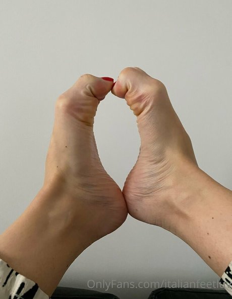 black hair milf onlyfans beautiful nude pic