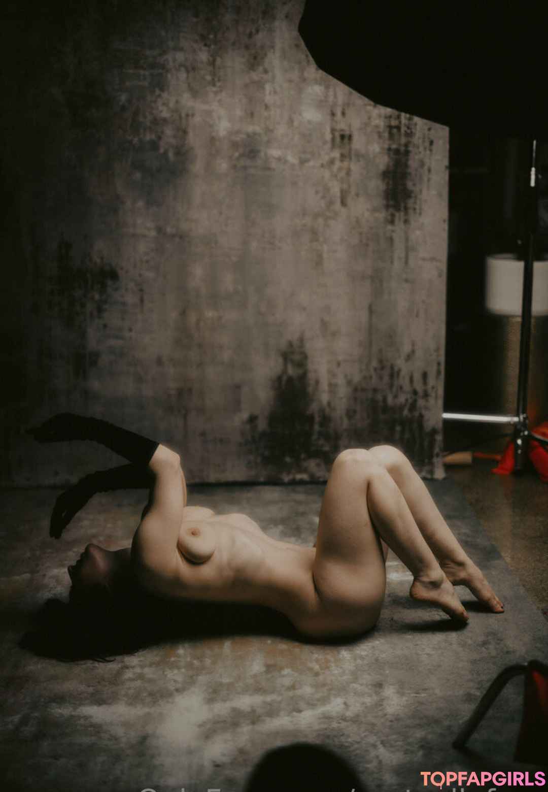 pretzellefree model naked picture