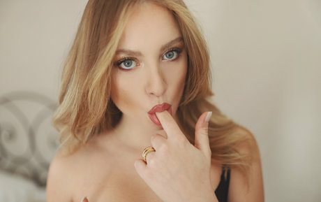 tiny onlyfans hot xxx images