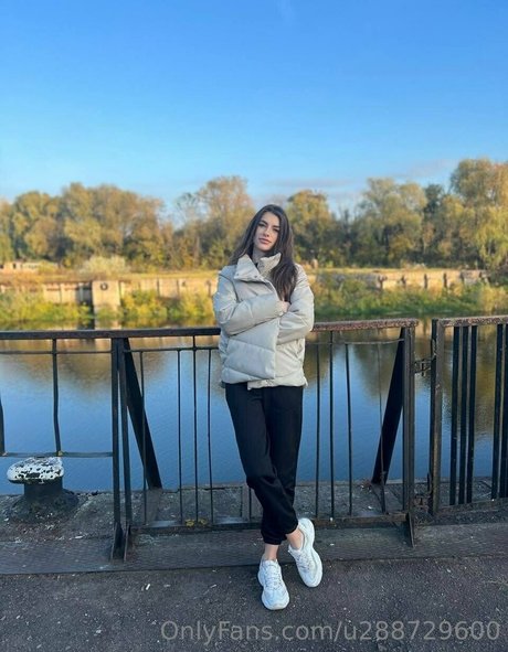 annie minor model pretty image