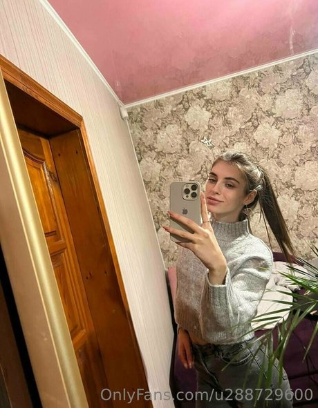 annie minor pornstar exclusive pics