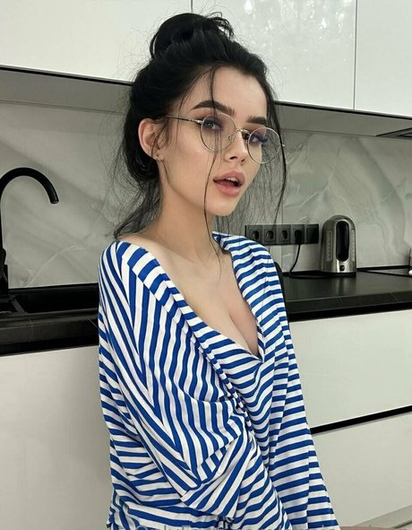 annie minor nice pornstar picture