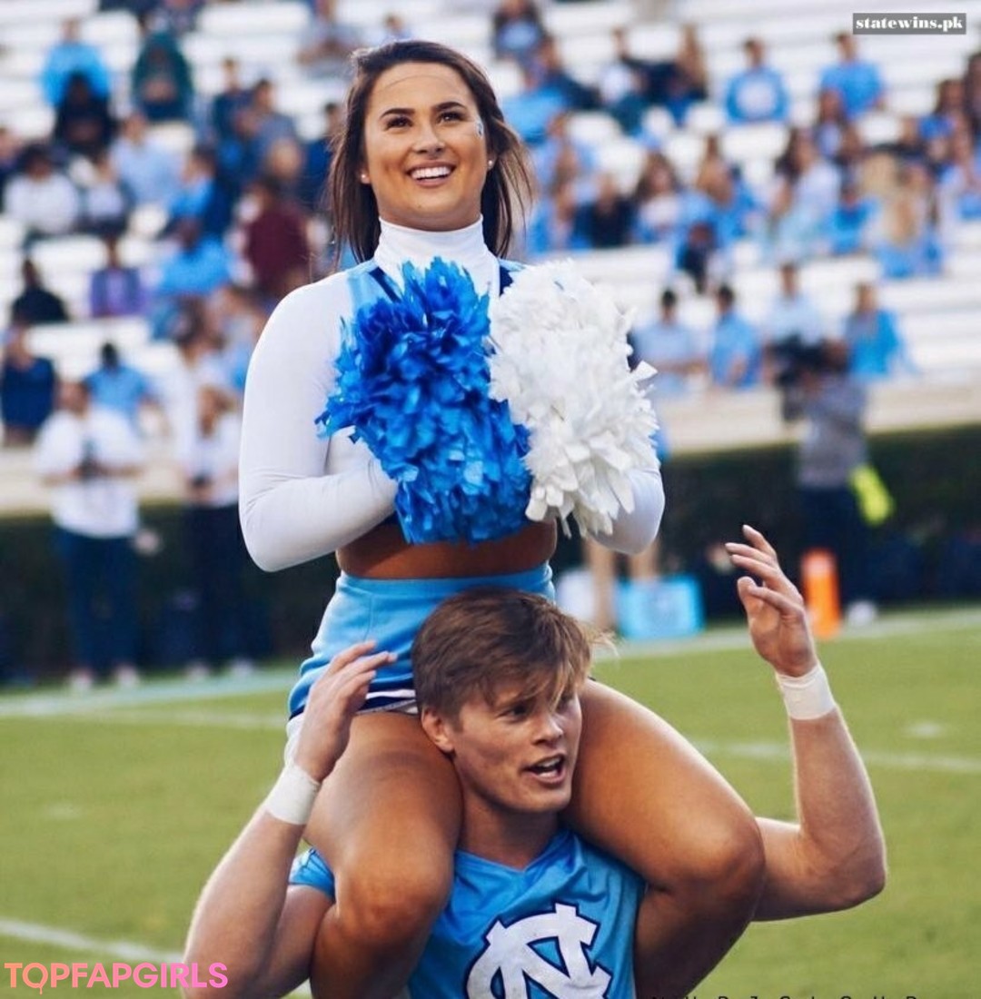 pussy spreading onlyfans free porn galleries