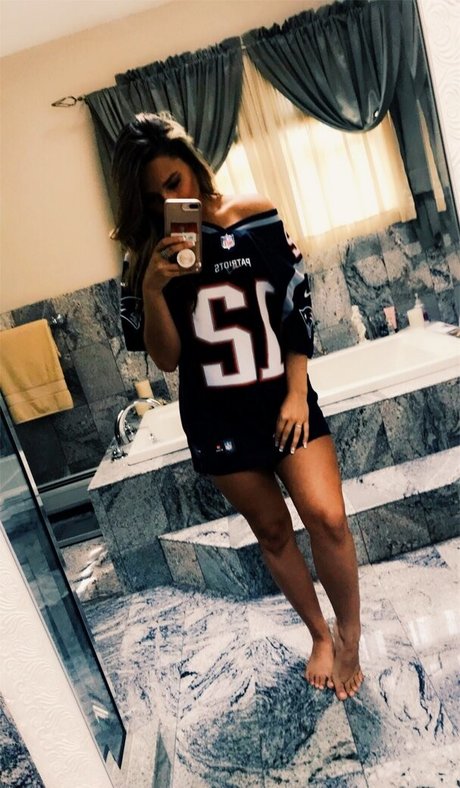 Lizzy Decologero beautiful pornstar pictures