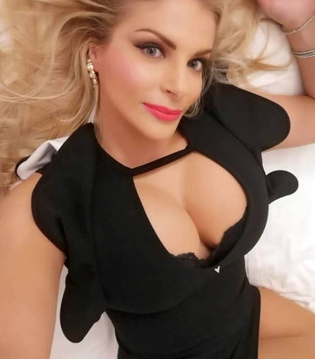 Francesca Cipriani erotic pornstar images