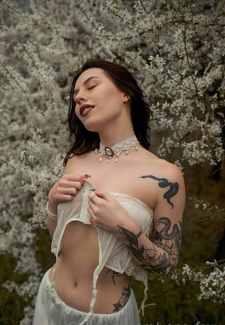 curvy lesbian onlyfans sexy xxx photos