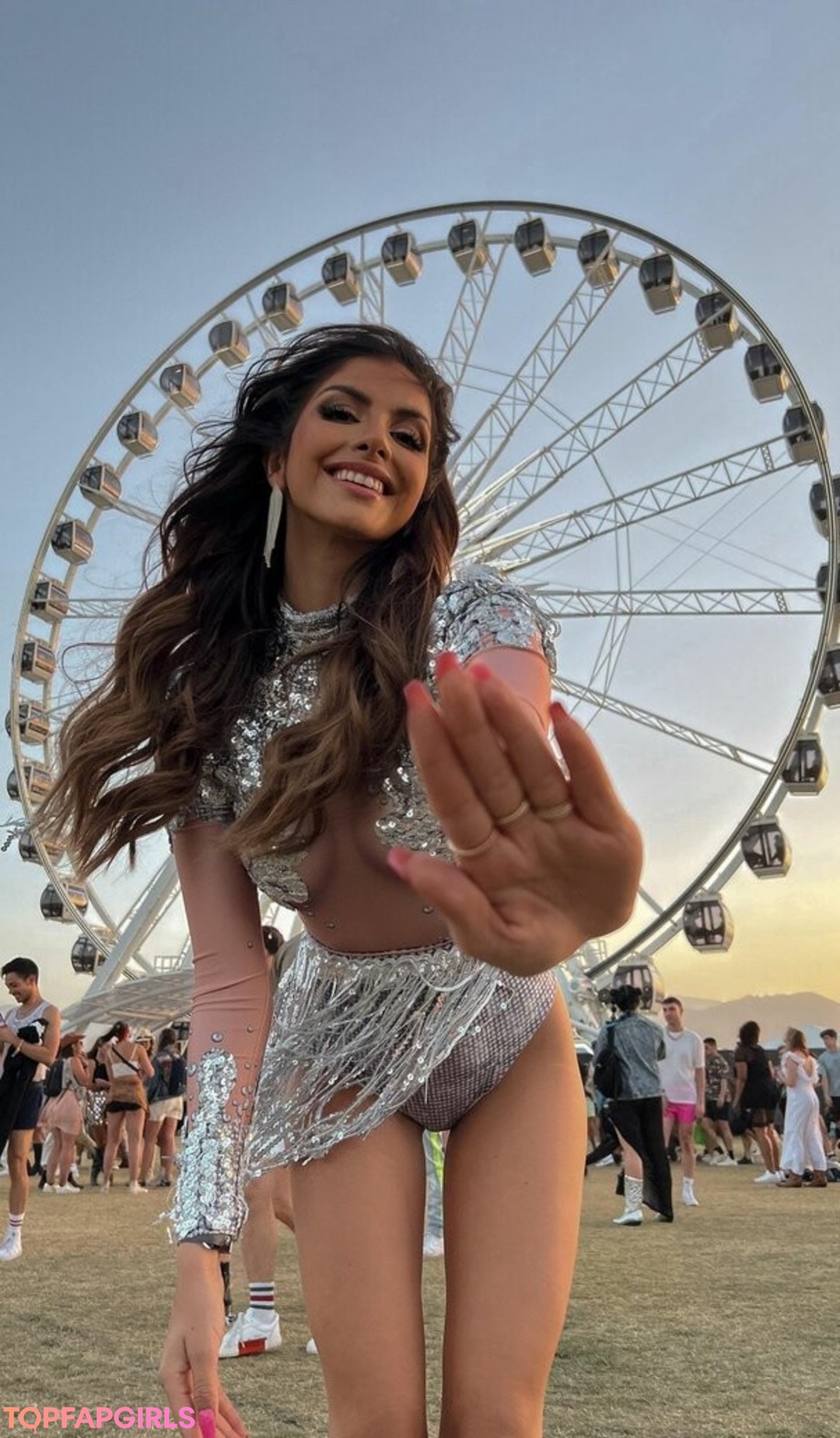 Sarah Sunita top star photo