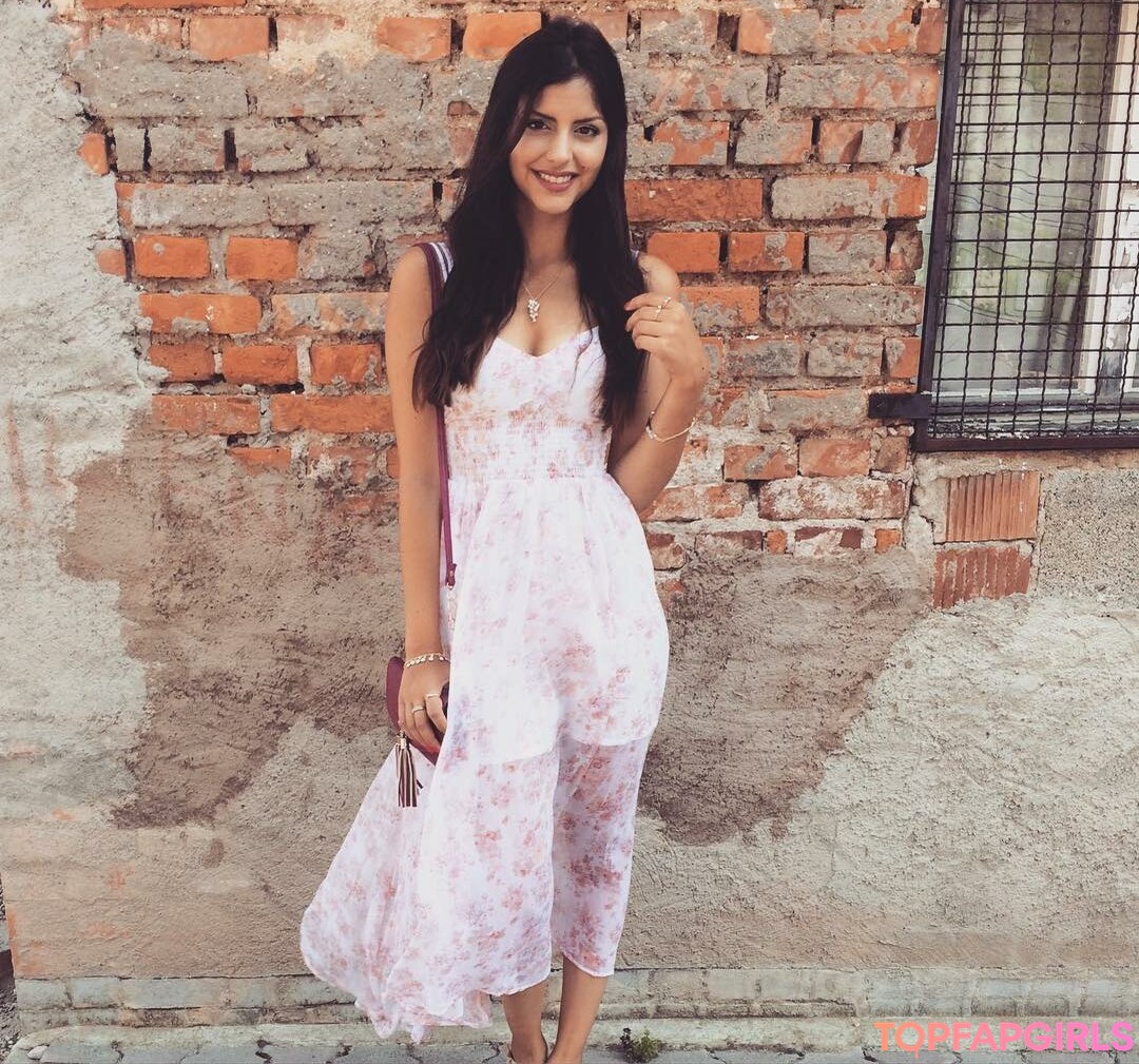 Sarah Sunita pornstar image